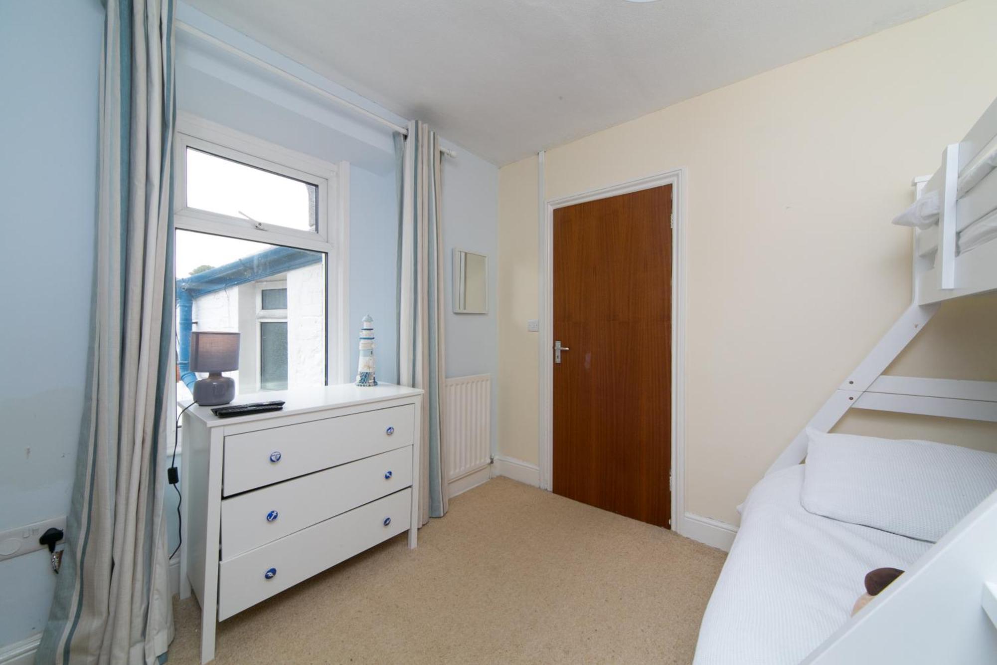 6 Afallon, Beachside Holiday House Criccieth Esterno foto